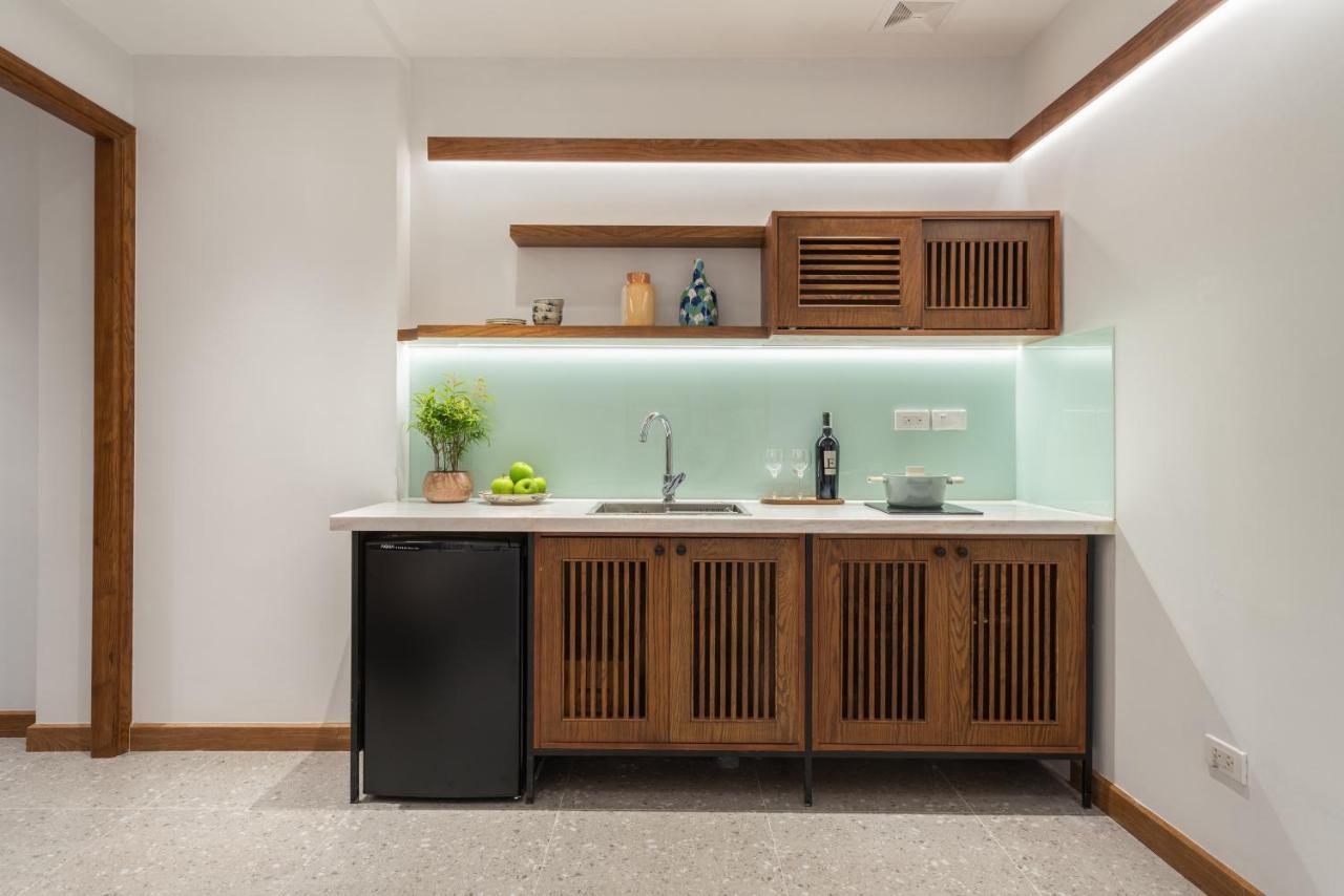 Le Parfum Apartment And Hotel Hanoi Buitenkant foto