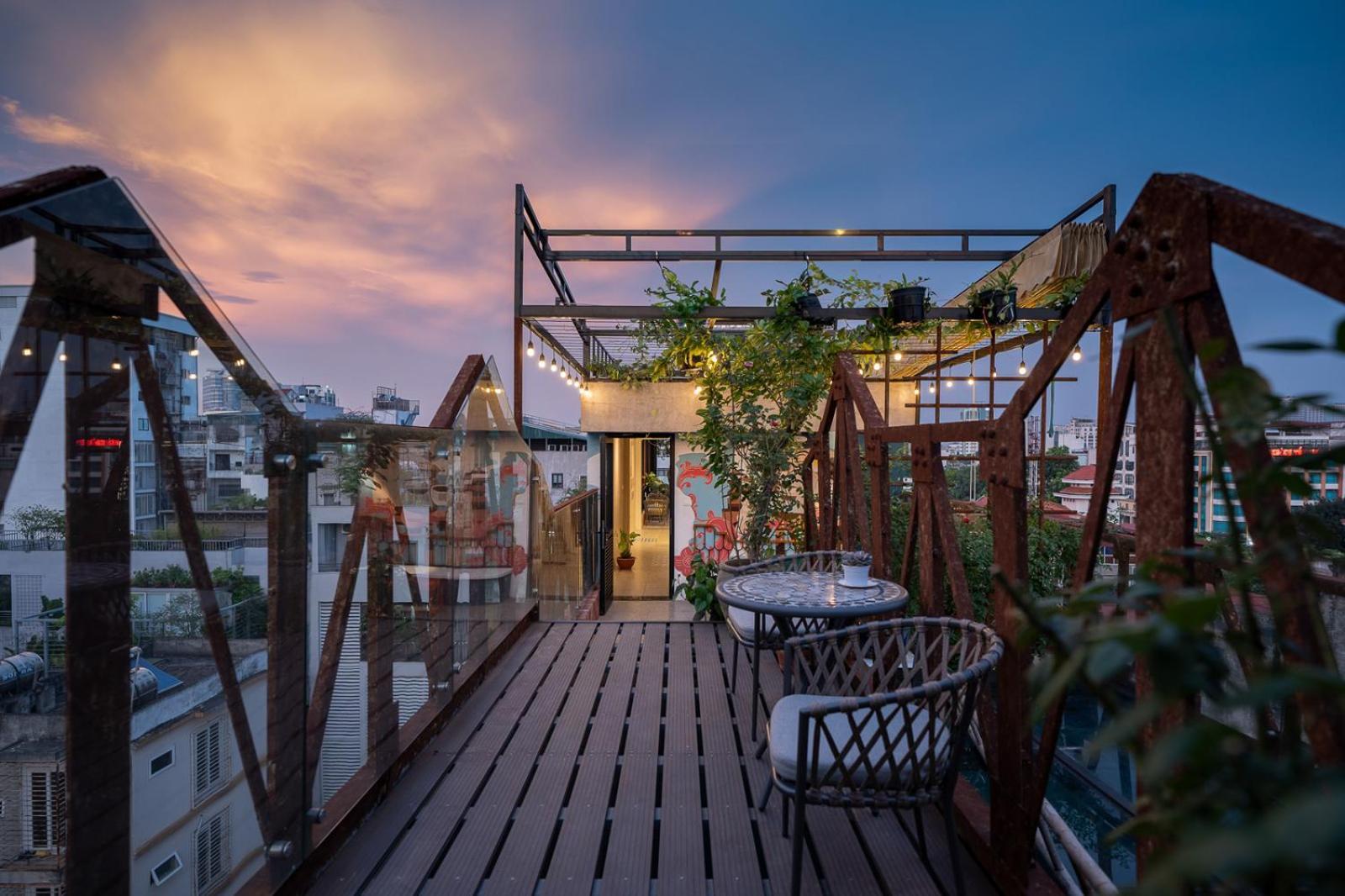 Le Parfum Apartment And Hotel Hanoi Buitenkant foto
